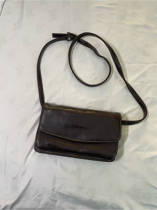 Baci Italy Handbags - Classic Brown Leather Crossbody Bag - Timeless Everyday Style
